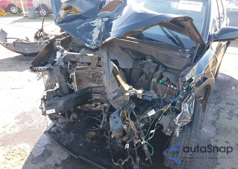 2017 Hyundai Santa Fe Sport 2.4L из США, поврежденный, VIN 5NMZU3LB7HH009896